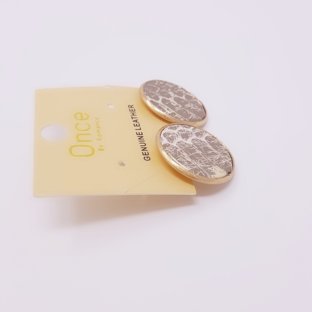 Genuine Leather Stud Earrings - Picture 3 of 7